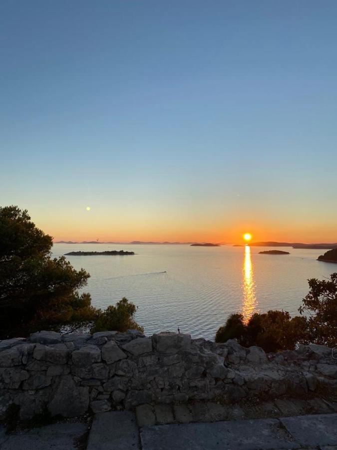 Mare I Kate Apartmani Tribalj Exterior foto