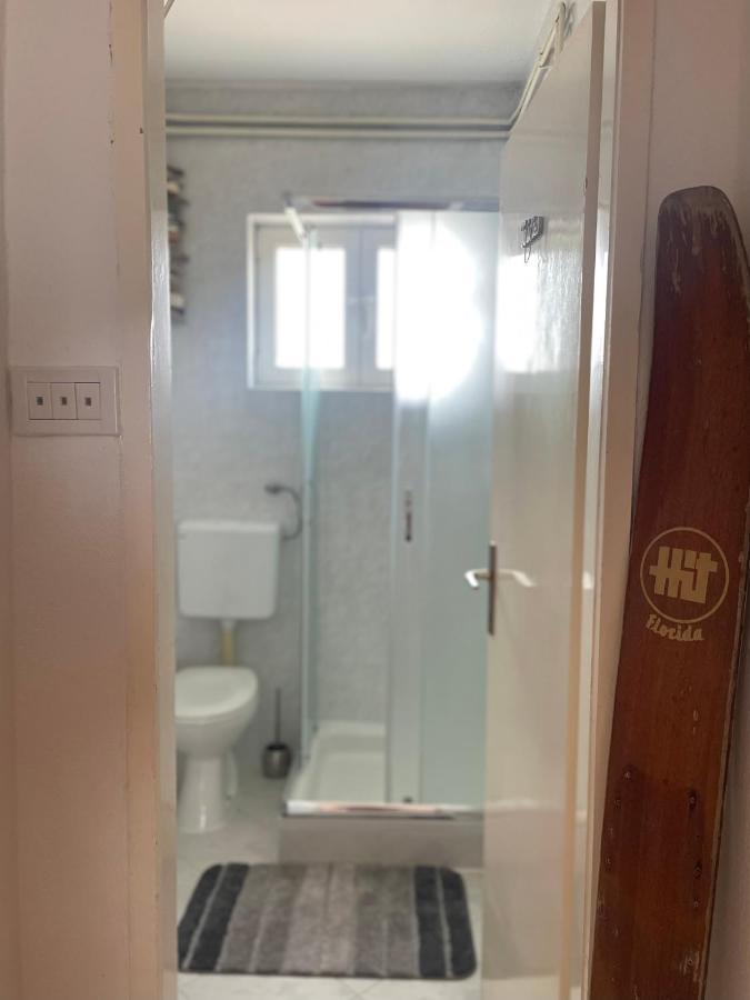 Mare I Kate Apartmani Tribalj Exterior foto