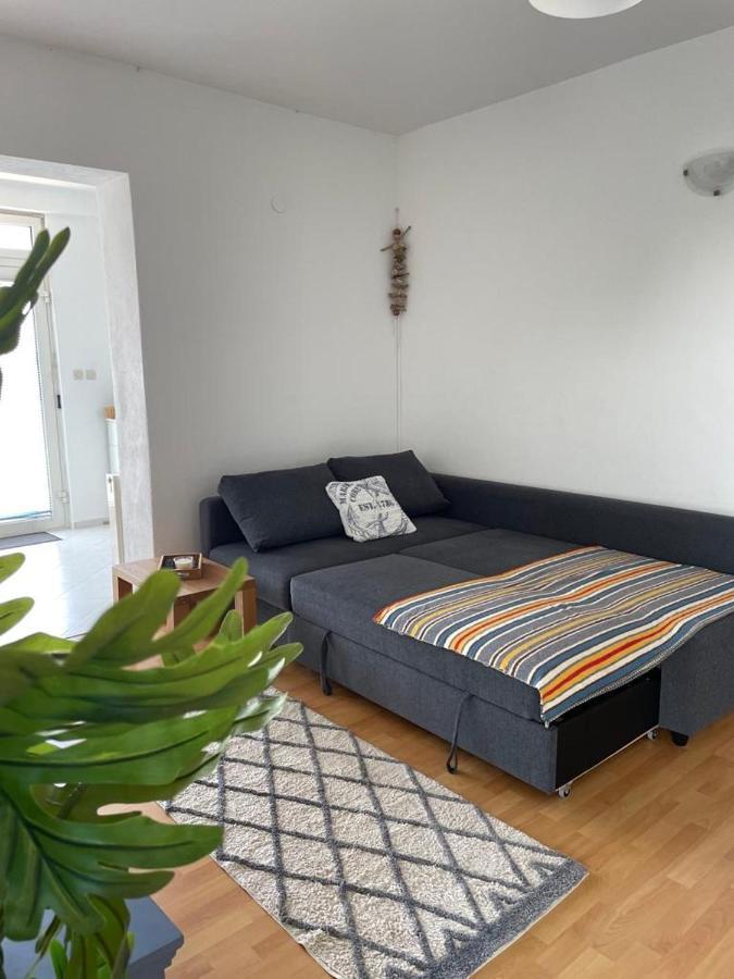 Mare I Kate Apartmani Tribalj Exterior foto