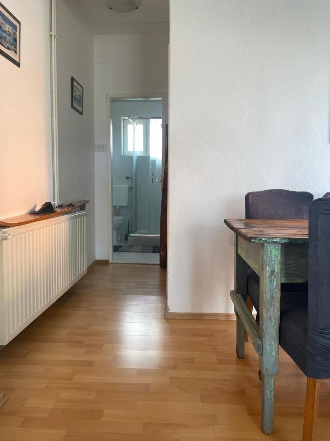 Mare I Kate Apartmani Tribalj Exterior foto