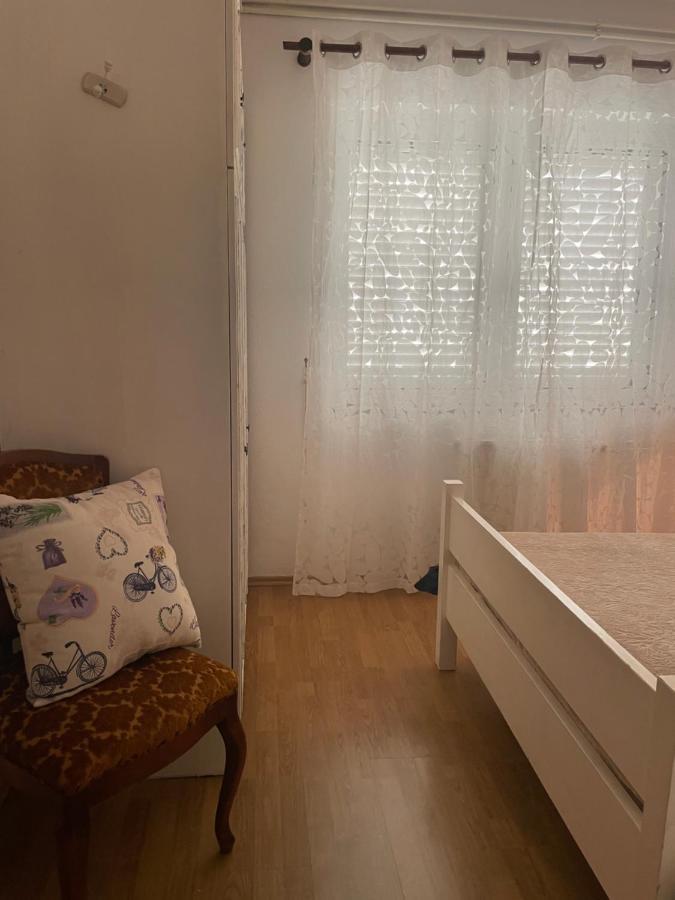 Mare I Kate Apartmani Tribalj Exterior foto